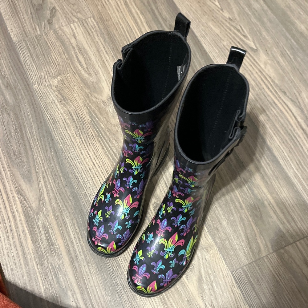 Rain boots